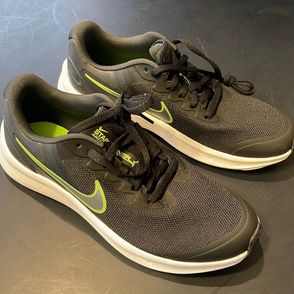 Nike star runner 5Y